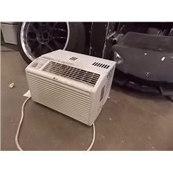 LG AIR CONDITIONER - WORKING