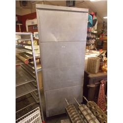 WARMER & RACKS - 4 DOOR