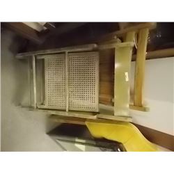 WOODEN CHAIRS - FOLDING - 2 TTL