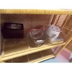 SHELF - PYREX TEAPOT AND MORE