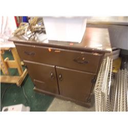 RETRO CABINET - 2 DOOR - 1 DRAWER