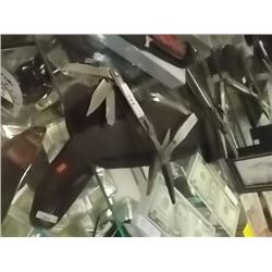 NEW MULTI TOOL WITH SHEATH
