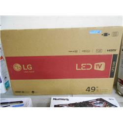 LG 49" 1080P LED TV