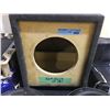 Image 1 : SUB WOOFER BOX
