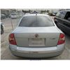 Image 4 : 2005 - VOLKSWAGEN PASSAT// REBUILT SALVAGE