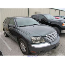 2004 - CHRYSLER PACIFICA