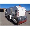 Image 3 : 1999 - ATHEY MOBIL M8A SWEEPER