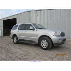2004 - LINCOLN AVIATOR