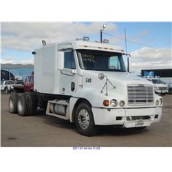 2000 - FREIGHTLINER TRACTOR // DIESEL