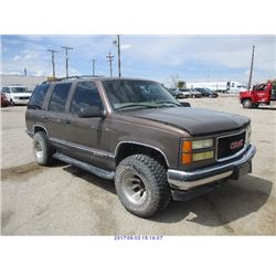 1997 - CHEVROLET TAHOE / SALVAGE