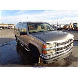 1999 - CHEVROLET SUBURBAN