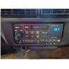 Image 5 : 1999 - CHEVROLET MONTE CARLO