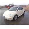 Image 2 : 2004 - VOLKSWAGEN NEW BEETLE