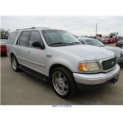 2000 - FORD EXPEDITION // TEXAS REGISTRATION ONLY/ REBUILT SALVAGE