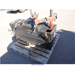 SURPLUS Tire Changer