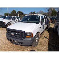 2006 FORD F350 FLATBED TRUCK, VIN/SN:1FDWW36P16EC93896 - POWERSTROKE DIESEL ENGINE, A/T, CREW CAB, 9