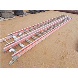 40' FIBERGLASS EXTENSION LADDER