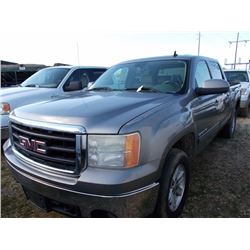 2007 GMC SIERRA PICKUP, VIN/SN:2GTEC13J071599410 - V8 GAS ENGINE, A/T, CREW CAB, ODOMETER READING 27