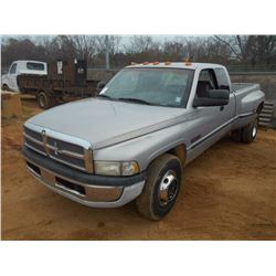 1999 DODGE RAM 3500 DUALLY, VIN/SN:1B7MC3364XJ527067 - CUMMINS TURBO DIESEL ENG, A/T, EXTENDED CAB, 
