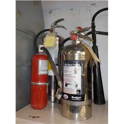 4PC FIRE EXTINGUISHERS