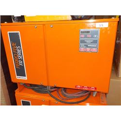 FERRO FIVE FR SERIES COMPUCHARGE CONTROL BATTERY CHARGER MODEL: FR12L505, 24 VOLTS