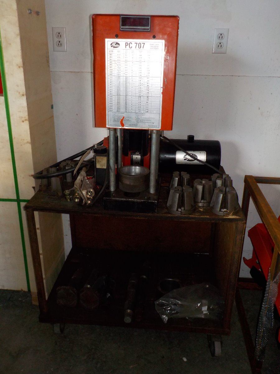GATES 707 HYDRAULIC HOSE CRIMPER WITH DIES & STAND