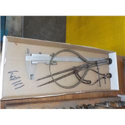 BL MEASURING DEVICES: VERNIER CALIPER, DIVIDER, 2 O/S CALIPERS