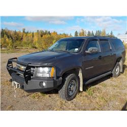 2011 CHEV SUBURBAN 4X4 FULL LOAD 8CYL, VIN 1GNWKLEGXBR112824 FRONT MOUNT WINCH, EX GOVERNMENT
