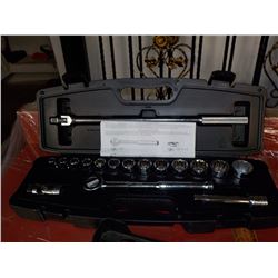 18PC HUSKY 1/2" HD SOCKET SET