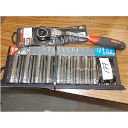 HUSKY 9PC SAE SOCKETS & INDEXABL RATCHET WRENCH