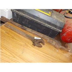 36" PIPE WRENCH & 18" ADJ WRENCH