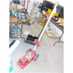 AIR/HYDRAULIC BOTTLE JACK