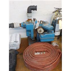 BRIGGS & STRATON GAS WATER PUMP & DISCHARGE HOSE