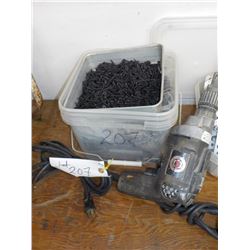 B&D INDUSTRIAL DRYWALL GUN BUCKET OF FASTENERS