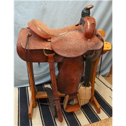 Hereford, 15.5" roping saddle, double rig