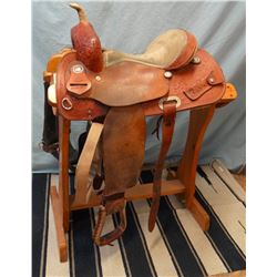Sante Fe, 13.5" barrel saddle, rawhide horn