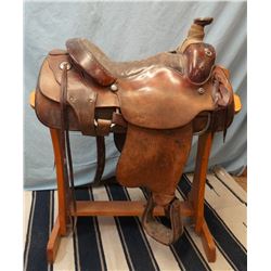 Longhorn, 15.5" roping saddle, double rig