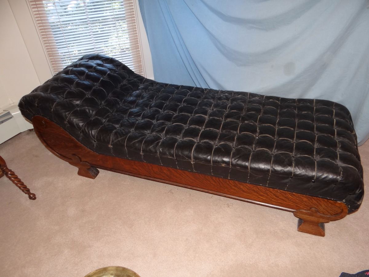 Oak fainting couch, leather covered, oak frame