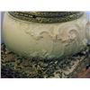 Image 8 : CF Monroe Wave Crest Nakara Dresser Box