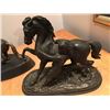 Image 2 : 2 Vintage Clock Statues