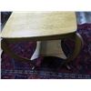 Image 3 : Golden Oak Table