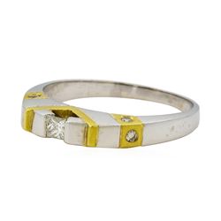 0.20 ctw Diamond Ring - 18KT White Gold