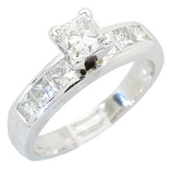 1.70 ctw Diamond Ring - Platinum