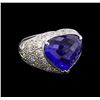 Image 1 : 13.10 ctw Sapphire and Diamond Ring - 18KT White Gold