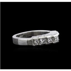 0.52 ctw Diamond Ring - Platinum