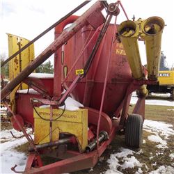 New Holland 357 Mix Mill c/w Bale Feed