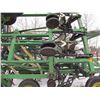 Image 5 : Concord 24' (approximately) John Deere 610 Air Seeder Cultivator