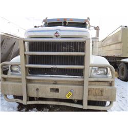 2003 IH 5900 Tandem Gravel Truck