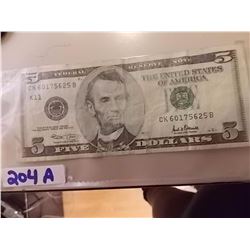 USA CURRENCY - $5 NOTE (2001) USA CURRENCY - $5 NOTE (2001)