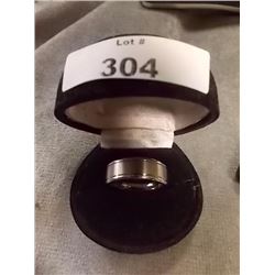 RING - MAN'S TITANIUM COMFORT FIT RING - BRSHED AND SMOOTH FINISH - RETAIL ESTIMATE $125